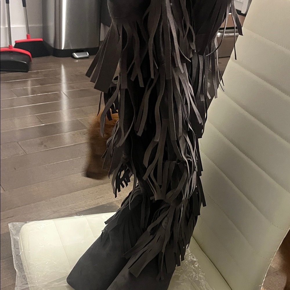 Fringed Brown Women's Boots